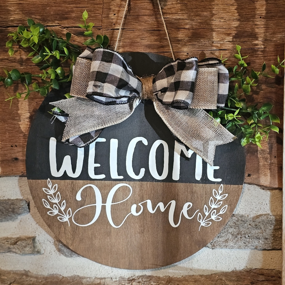 Welcome Home sign